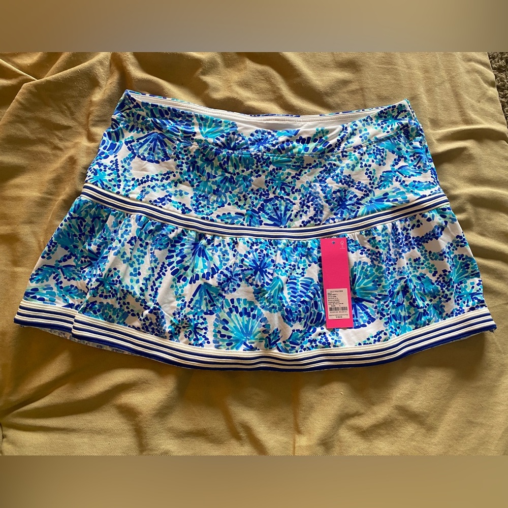 Lilly Pulitzer Dara luxletic skort size L